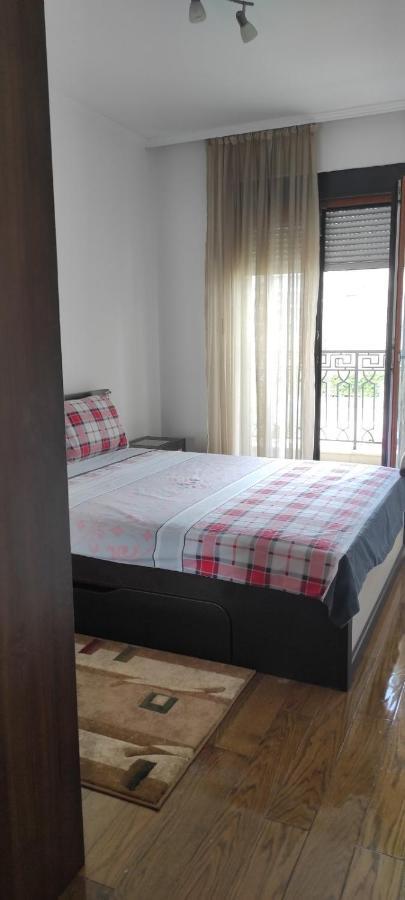 Apartman Tanya Apartment Podgorica Luaran gambar